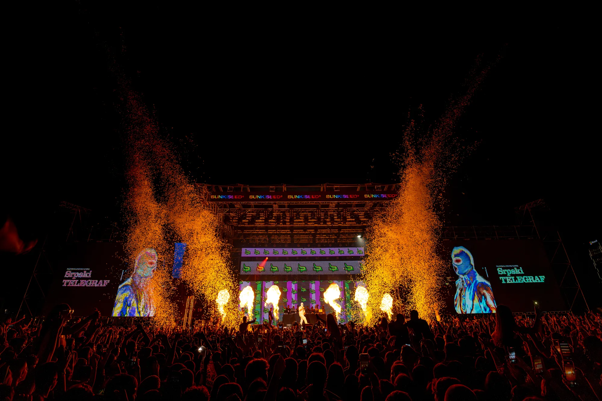 LiveProduction2MusicWeekTotal-199